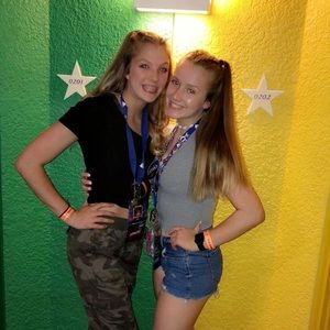 Meet your Posher, Mallory